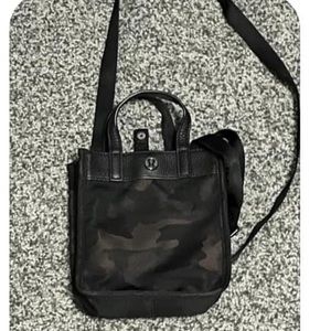 Lululemon now and always mini tote camouflage